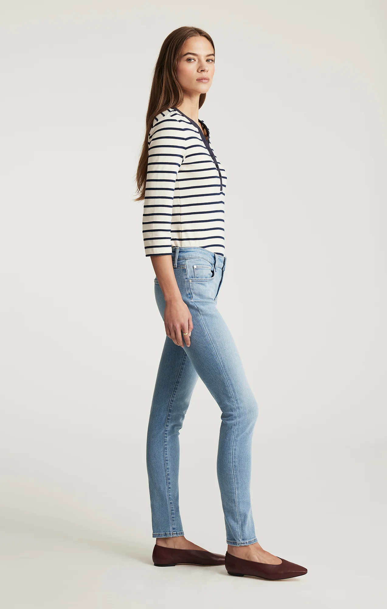ALEXA SKINNY IN BLEACHED TRIBECA - Image 2