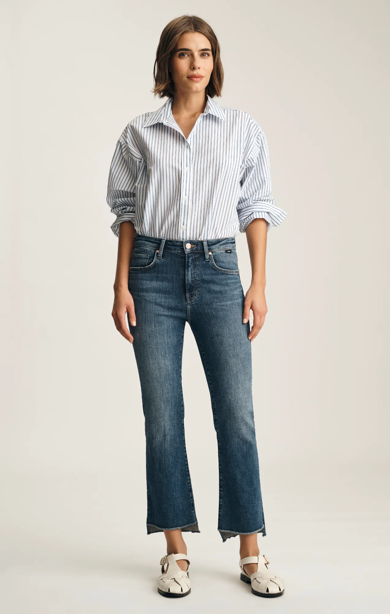 ANIKA CROPPED FLARE IN DARK BRUSHED FLEX BLUE - Image 3
