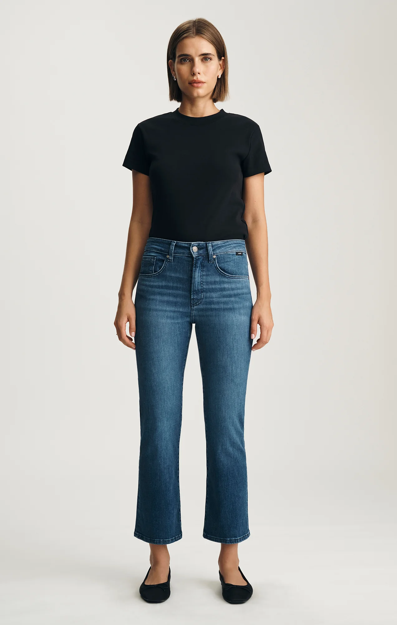 ANIKA CROPPED FLARE IN DARK BRUSHED FLEX BLUE - Image 3