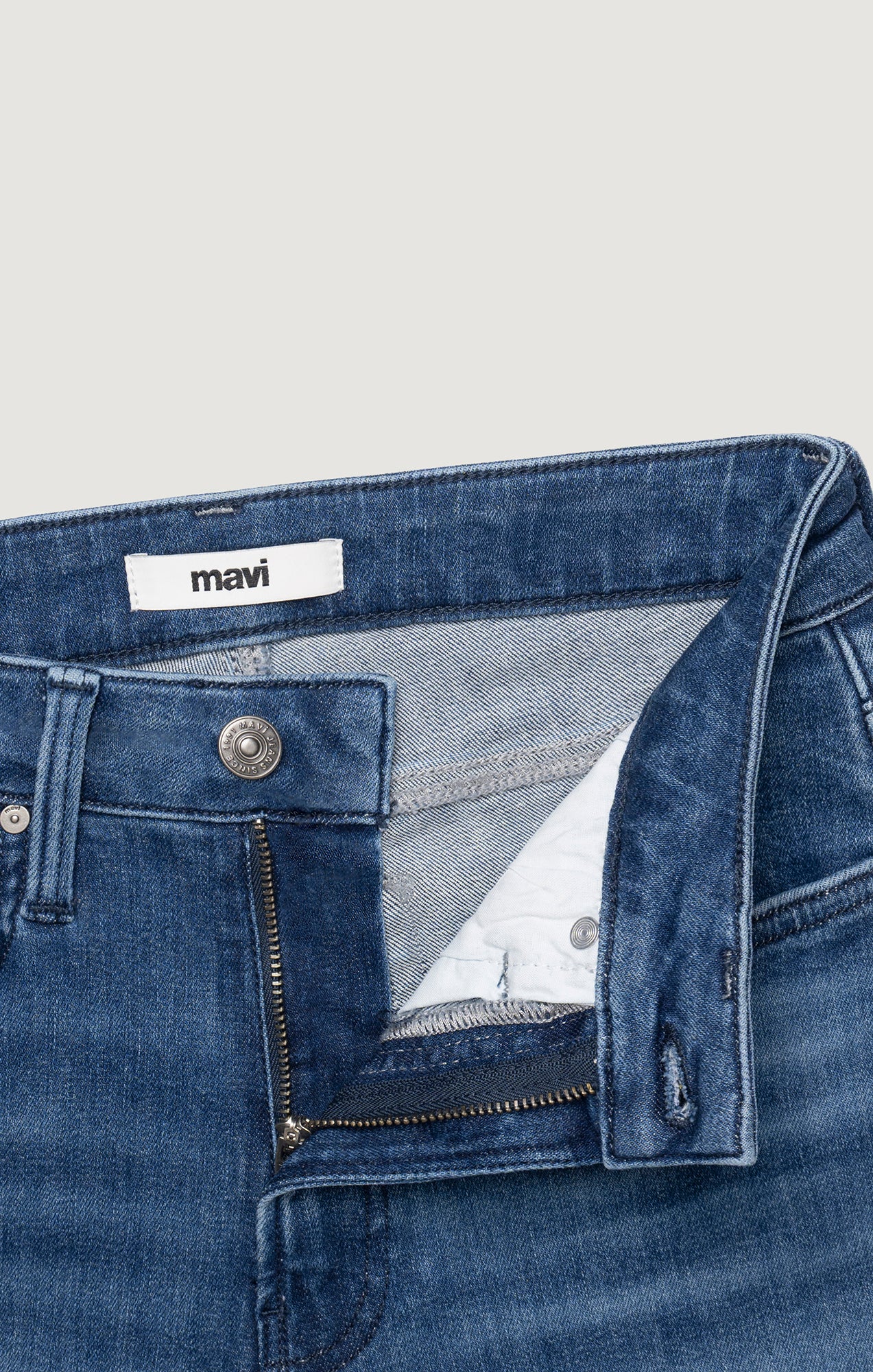 ANIKA CROPPED FLARE IN DARK BRUSHED FLEX BLUE - Image 6