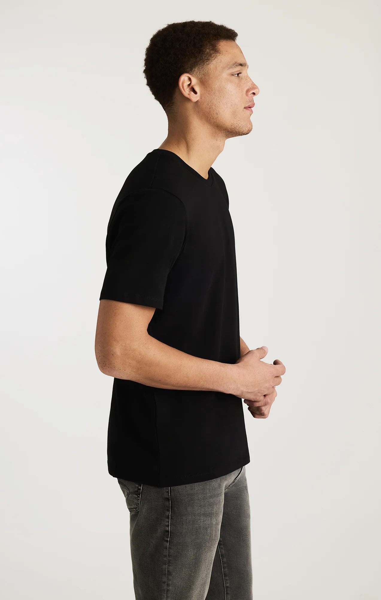 CREW NECK T-SHIRT IN BLACK - Image 2