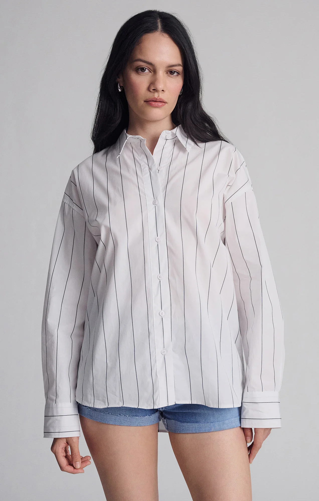 BREEZY BUTTON-UP SHIRT IN BLACK STRIPED