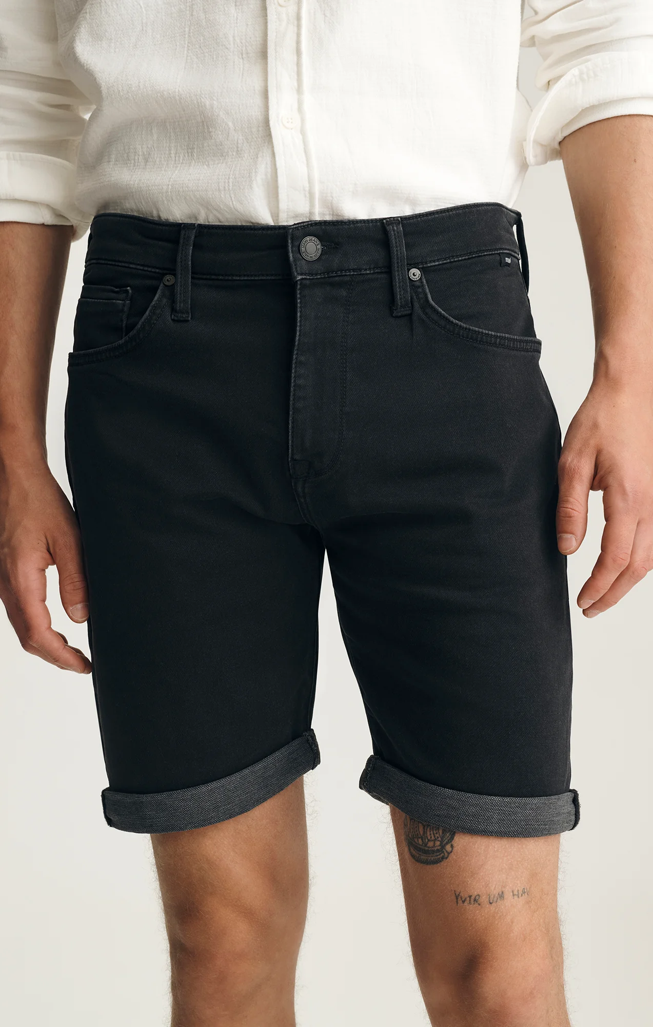BRIAN SHORTS IN SMOKE EXPLORER - Image 5