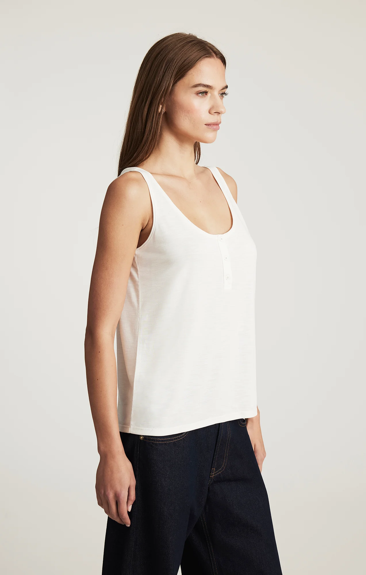 LUXE TOUCH TENCEL™ HENLEY TANK TOP IN ANTIQUE WHITE - Image 4