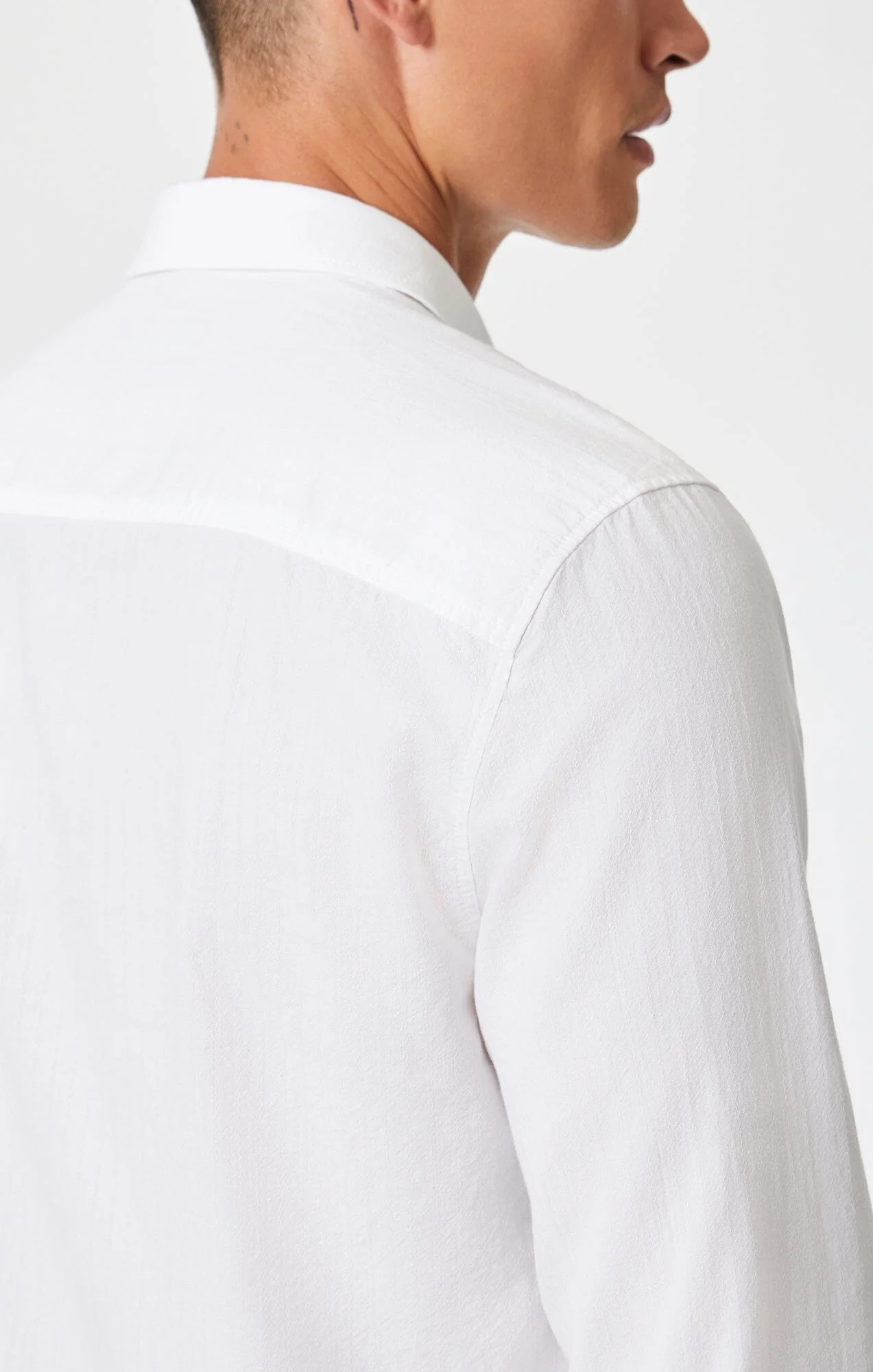 BUTTON-UP LONG SLEEVE SHIRT IN WHITE - Image 5