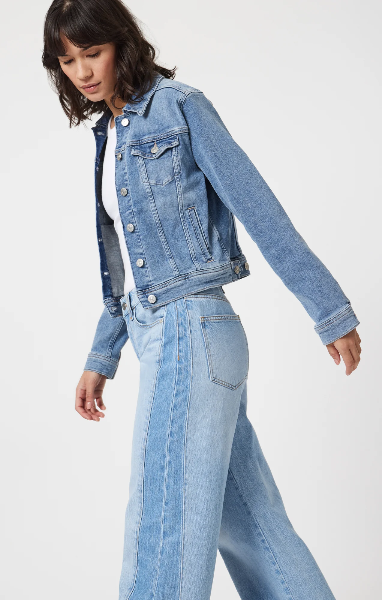 CECILIA DENIM JACKET IN LIGHT BRUSHED FLEX BLUE - Image 4
