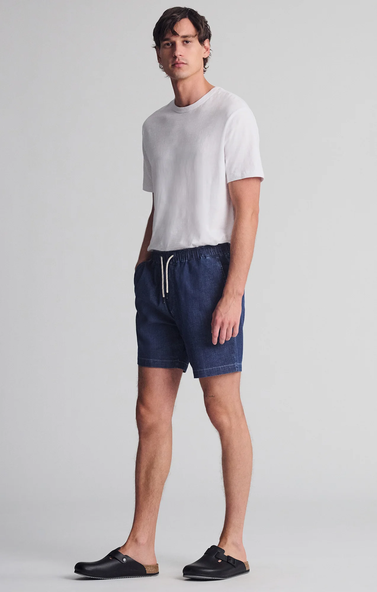 CLINT JOGGER SHORTS IN NAVY CHAMBRAY - Image 6