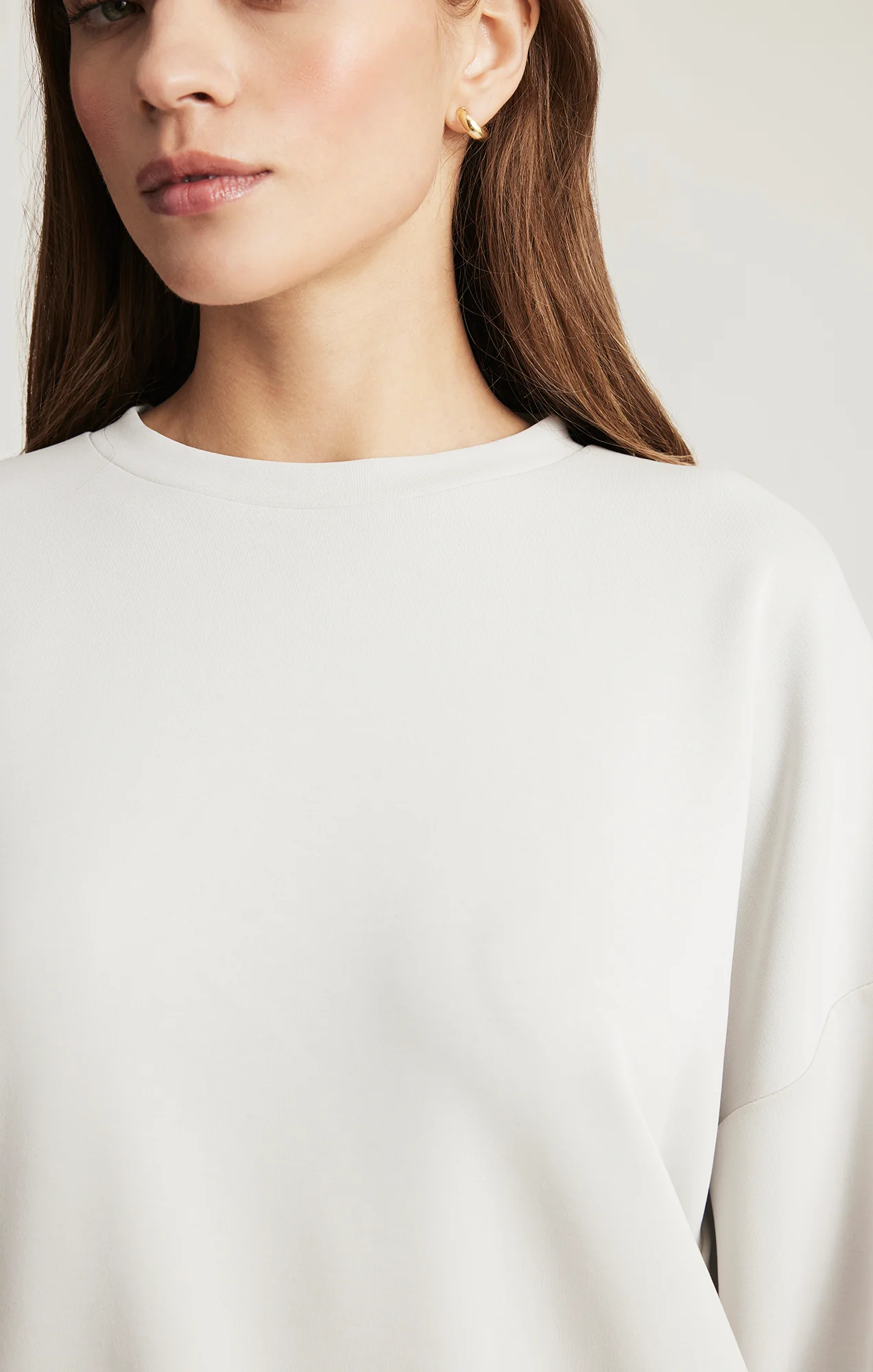 LUXE TOUCH TENCEL™ SWEATSHIRT IN GRAY VIOLET - Image 4