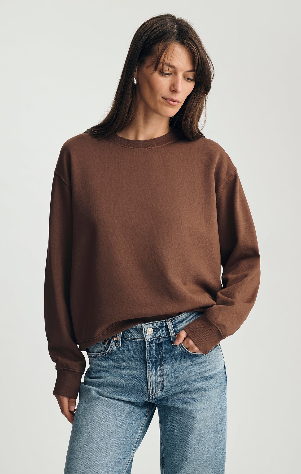 CREW NECK SWEATSHIRT IN MUSTANG