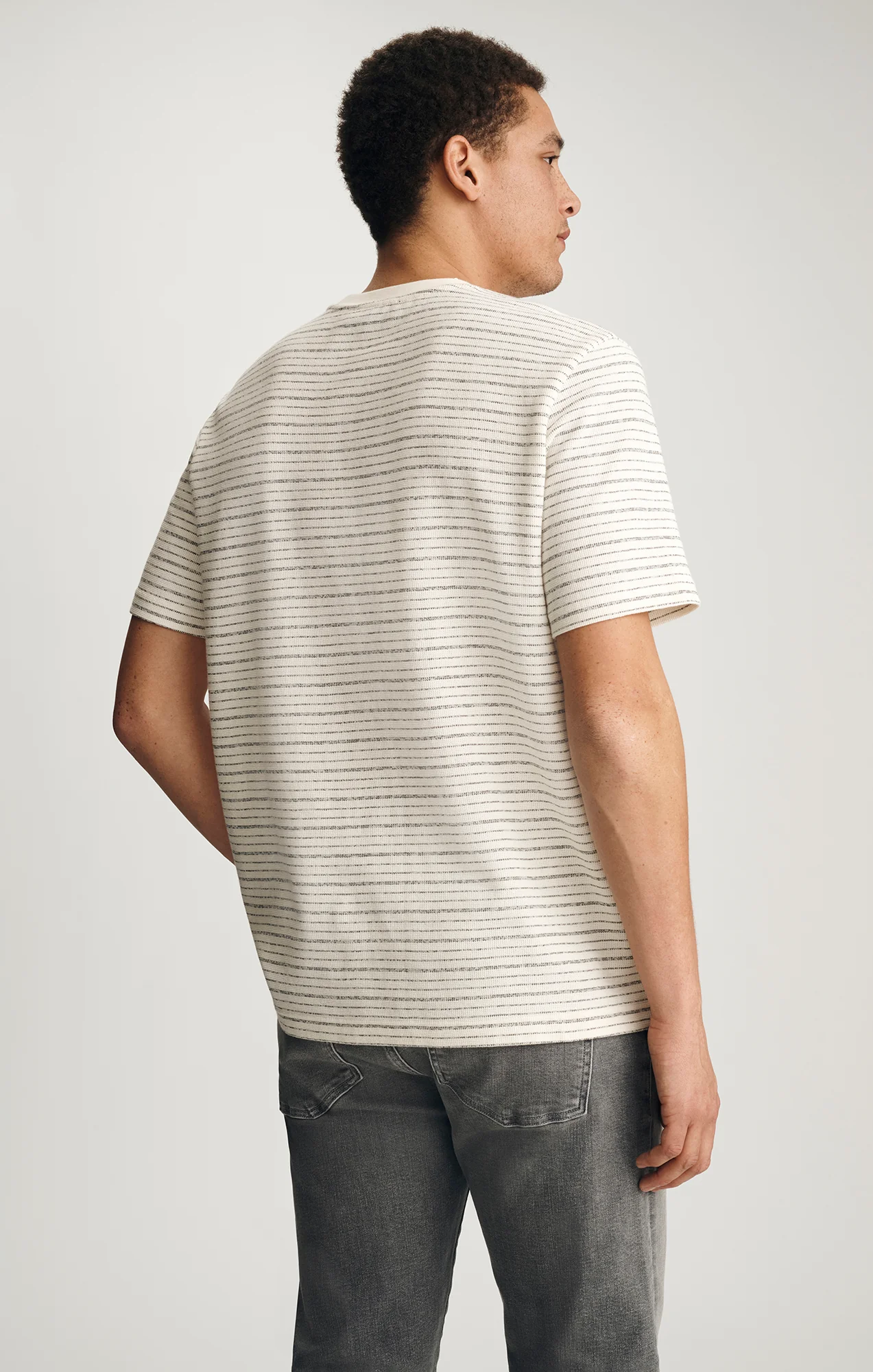 CREW NECK T-SHIRT IN ANTIQUE WHITE - Image 2