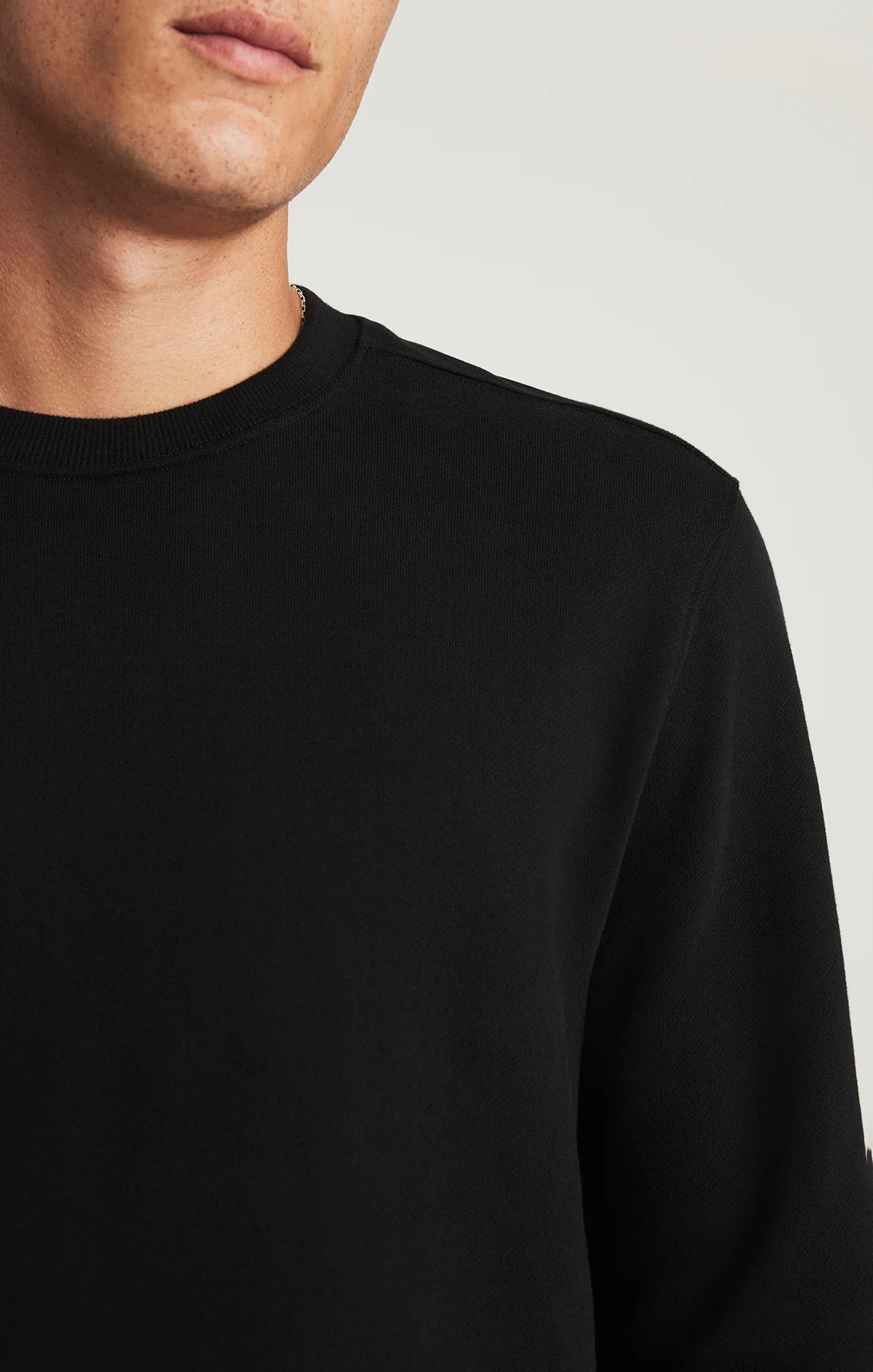 CREW NECK SWEATSHIRT IN BLACK - Image 5