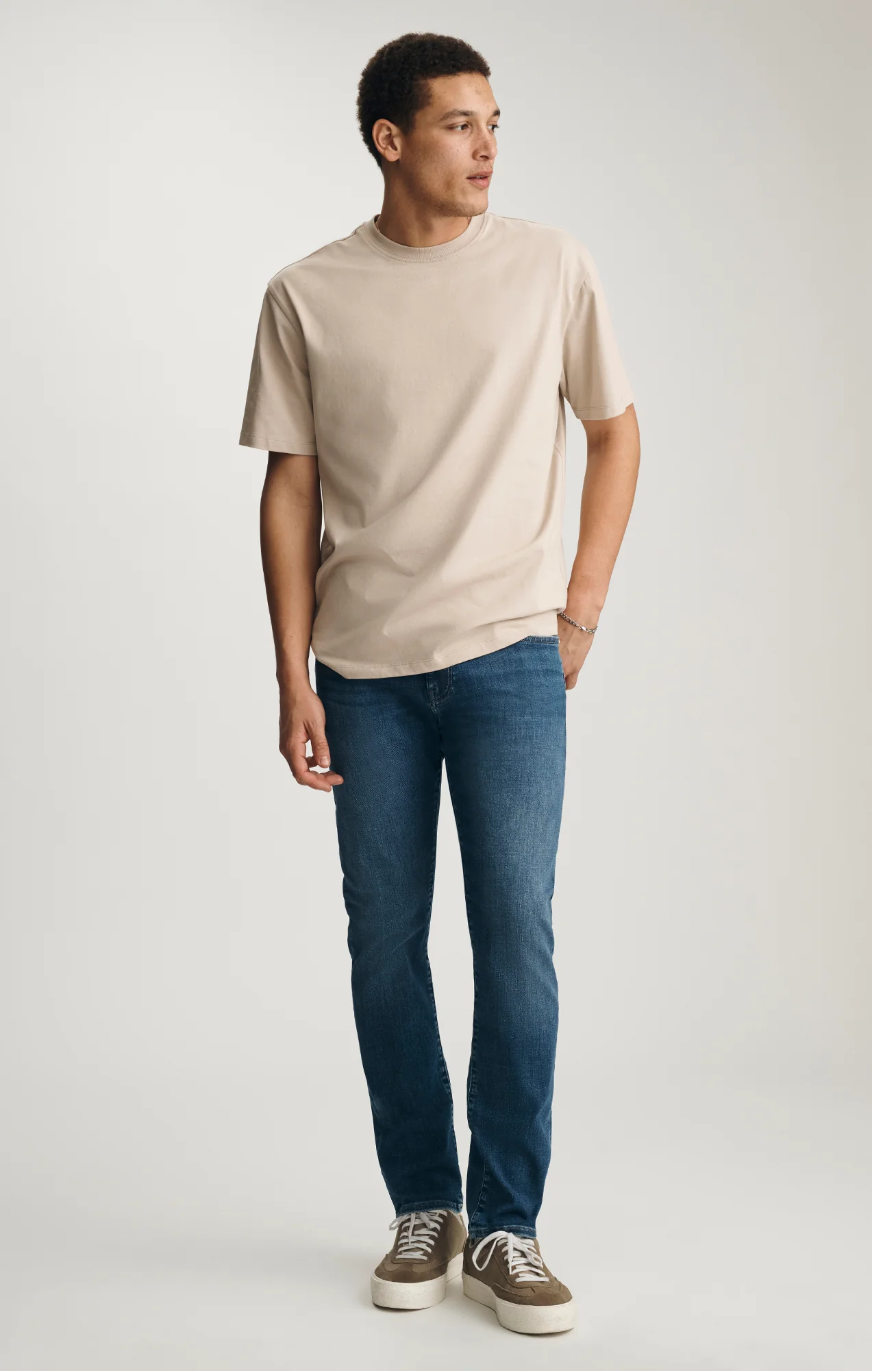 CREW NECK T-SHIRT IN FEATHER GRAY - Image 4