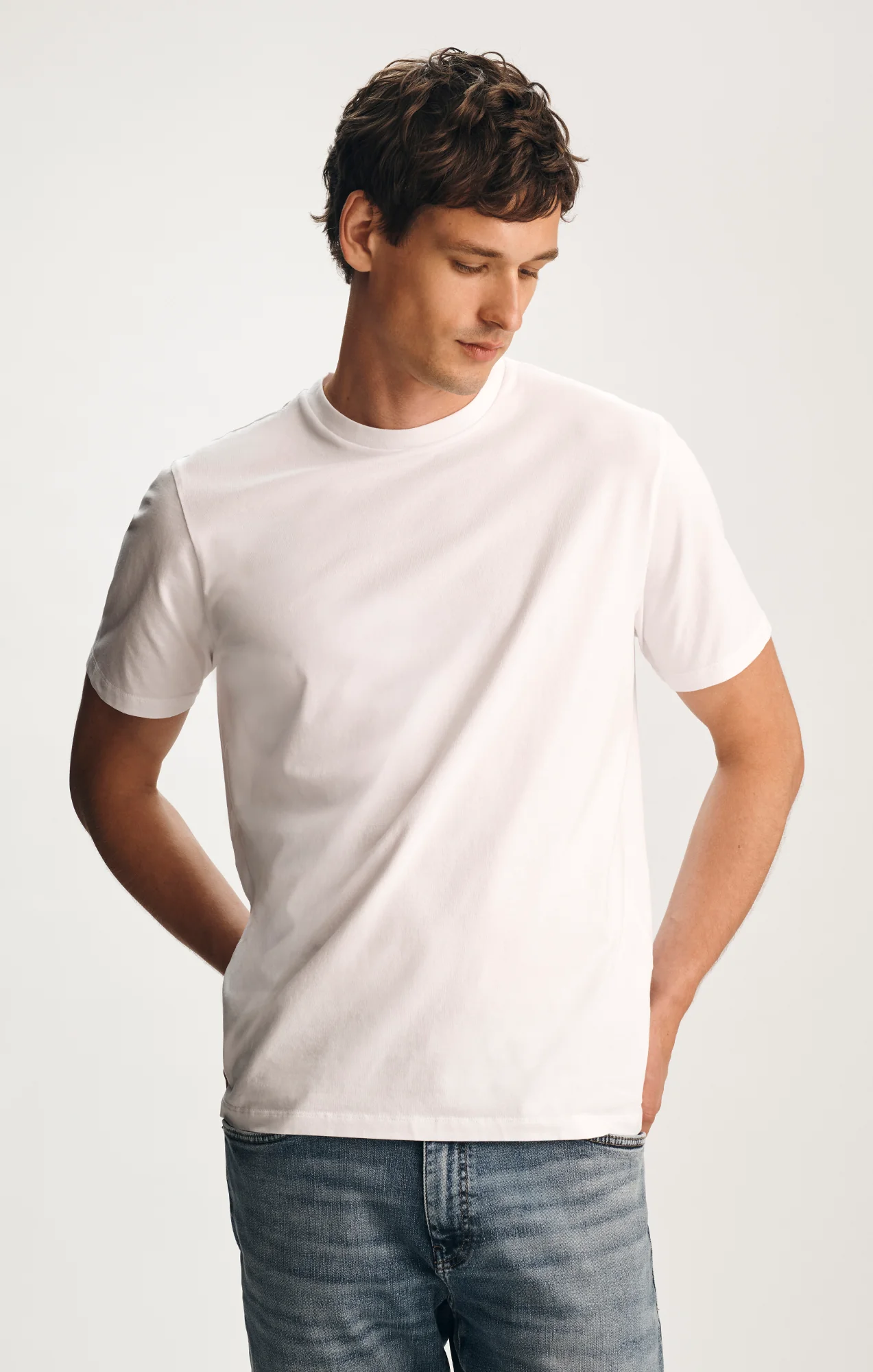 CREW NECK T-SHIRT IN WHITE