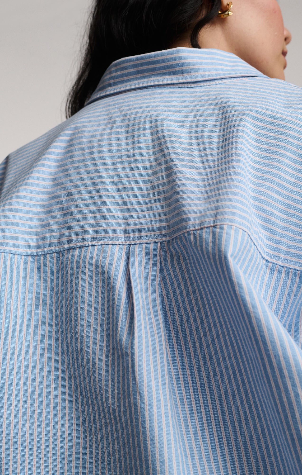 LONG SLEEVE BUTTON-UP SHIRT IN OXFORD BLUE STRIPED - Image 5