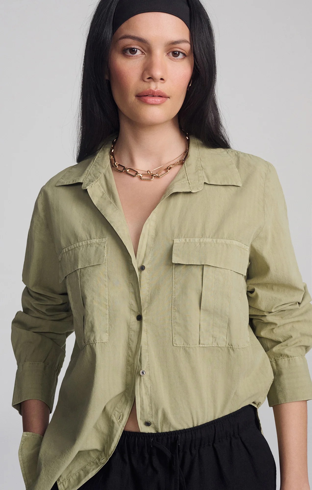 DOUBLE POCKET BUTTON-UP SHIRT IN TEA
