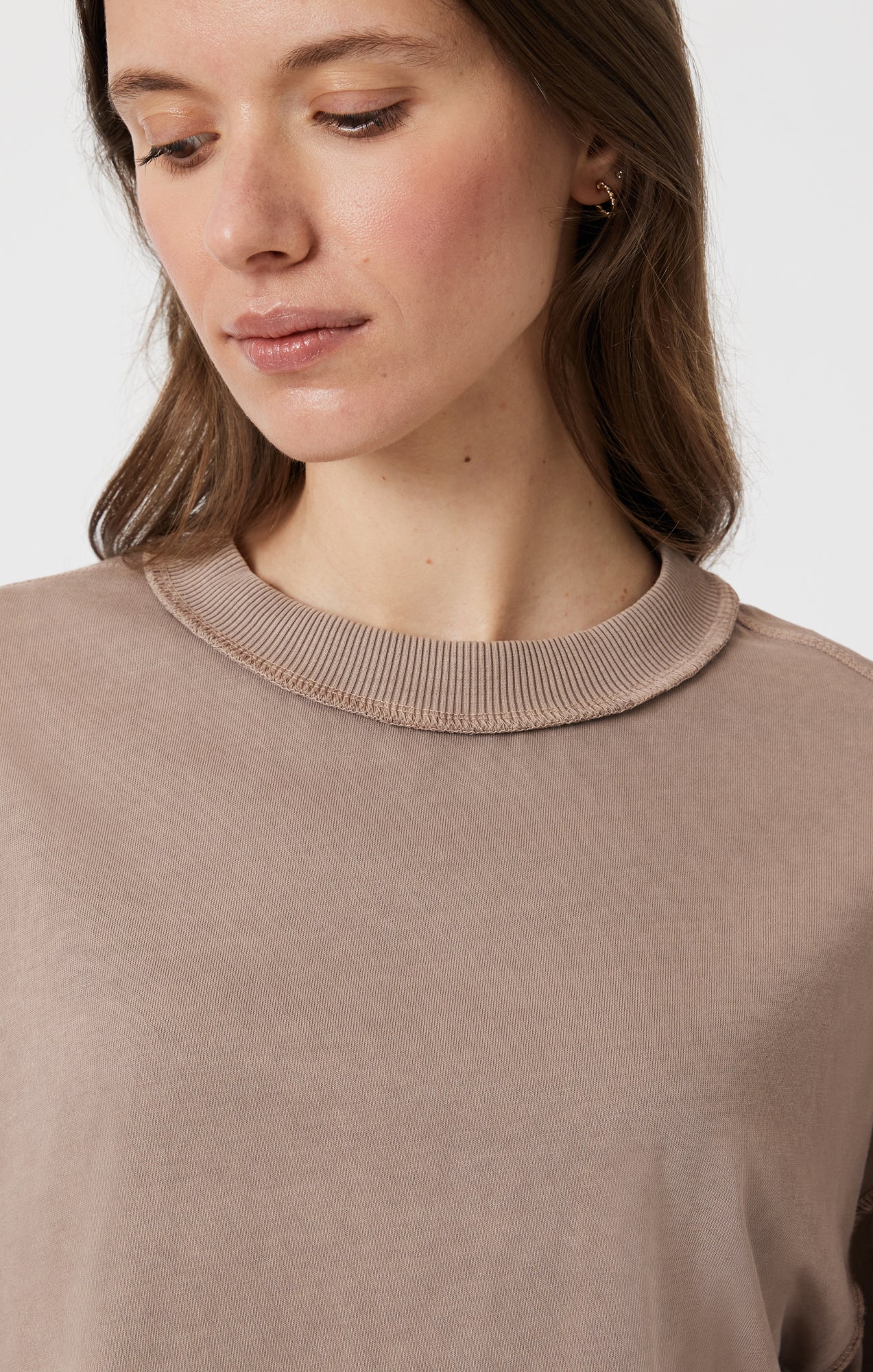 DROP SHOULDER CROPPED T-SHIRT IN MOON ROCK - Image 6