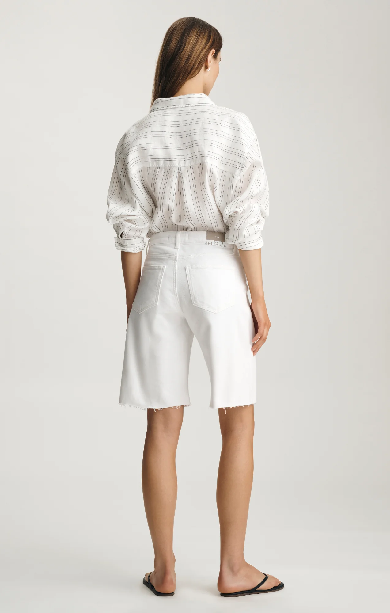 ERIKA BERMUDA SHORTS IN OFF WHITE CLASSIC BLUE - Image 2