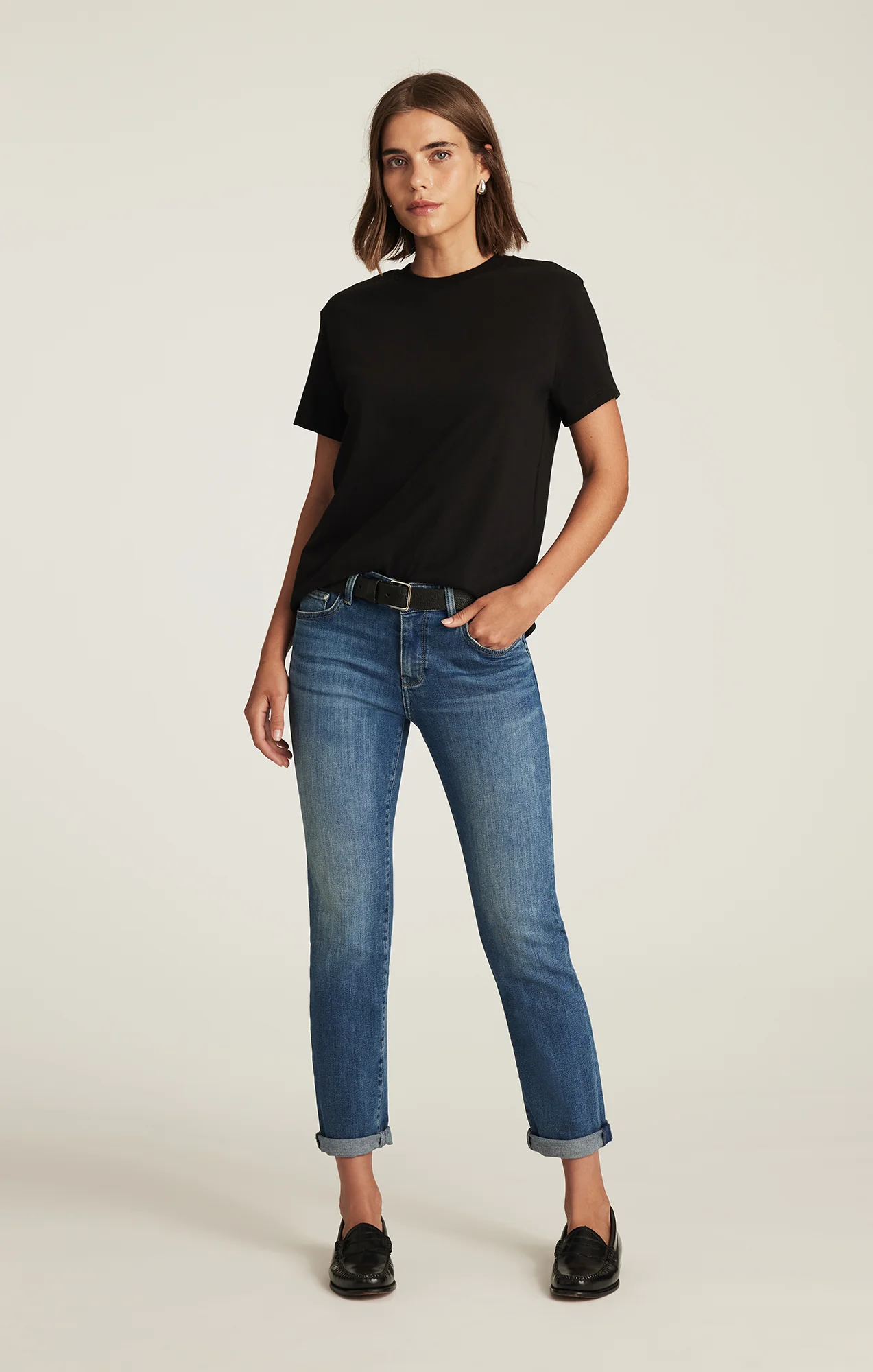 CREW NECK T-SHIRT IN BLACK - Image 5