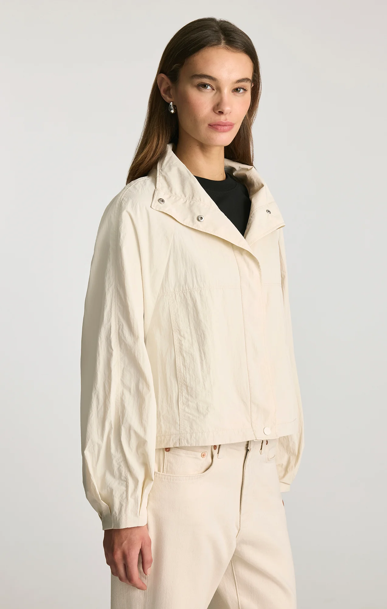 FUNNEL NECK UTILITY JACKET IN LIGHT GREY - Image 3