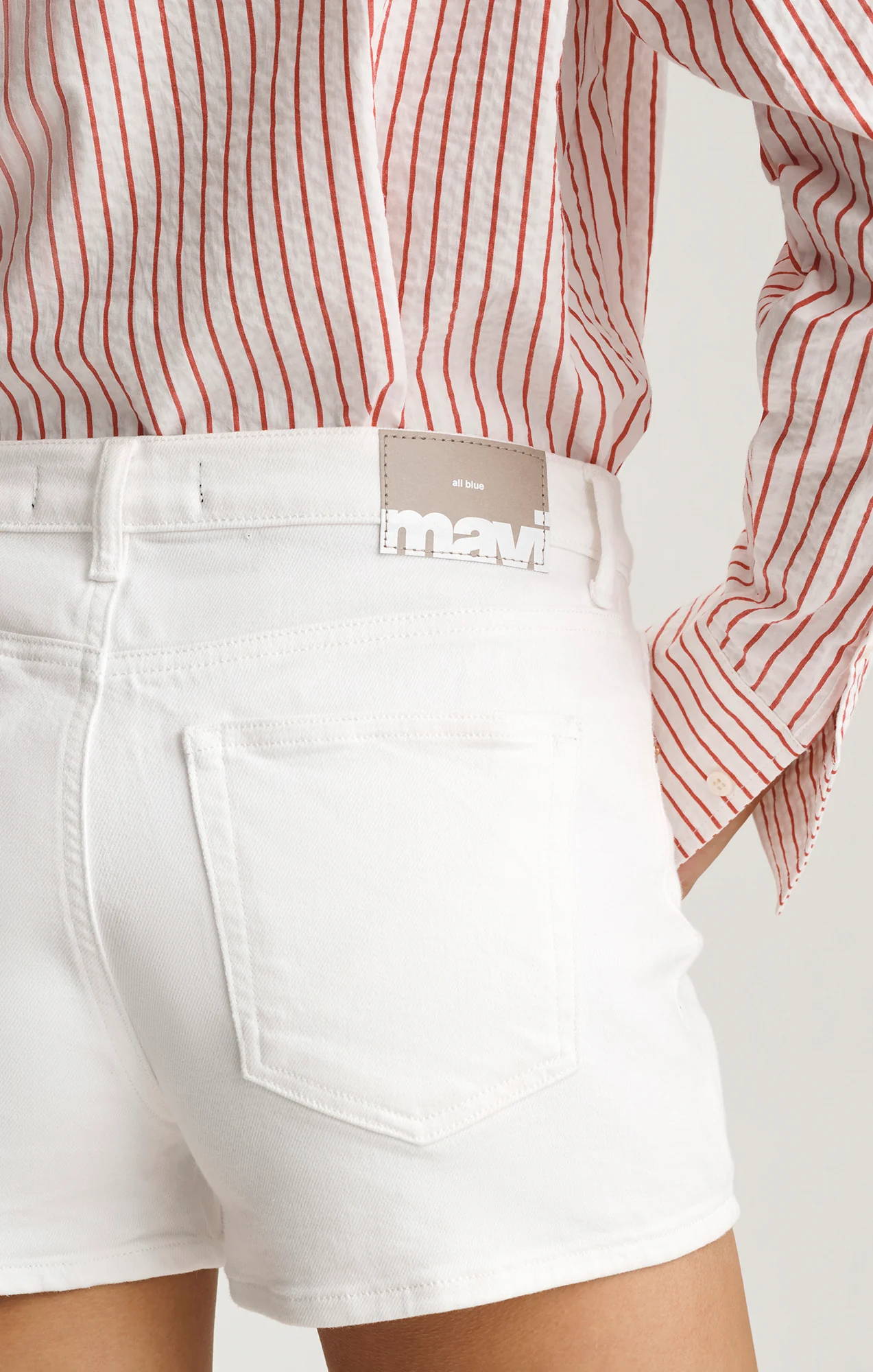 GARCIA MINI SHORTS IN OFF WHITE CLASSIC BLUE - Image 5