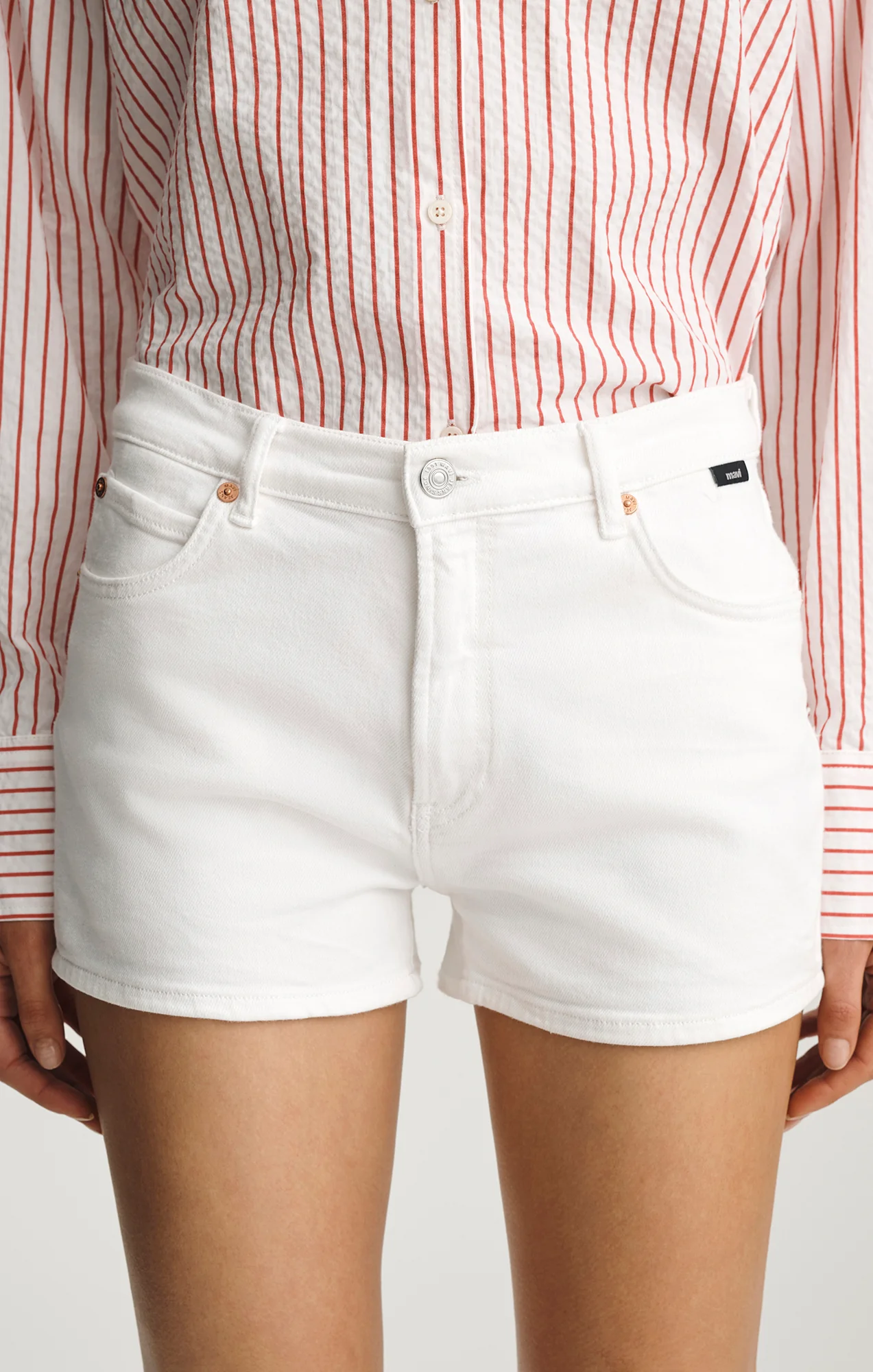 GARCIA MINI SHORTS IN OFF WHITE CLASSIC BLUE - Image 6