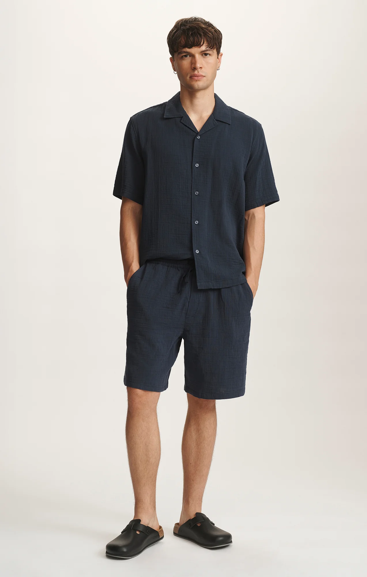 GAUZE SHORTS IN OUTER SPACE