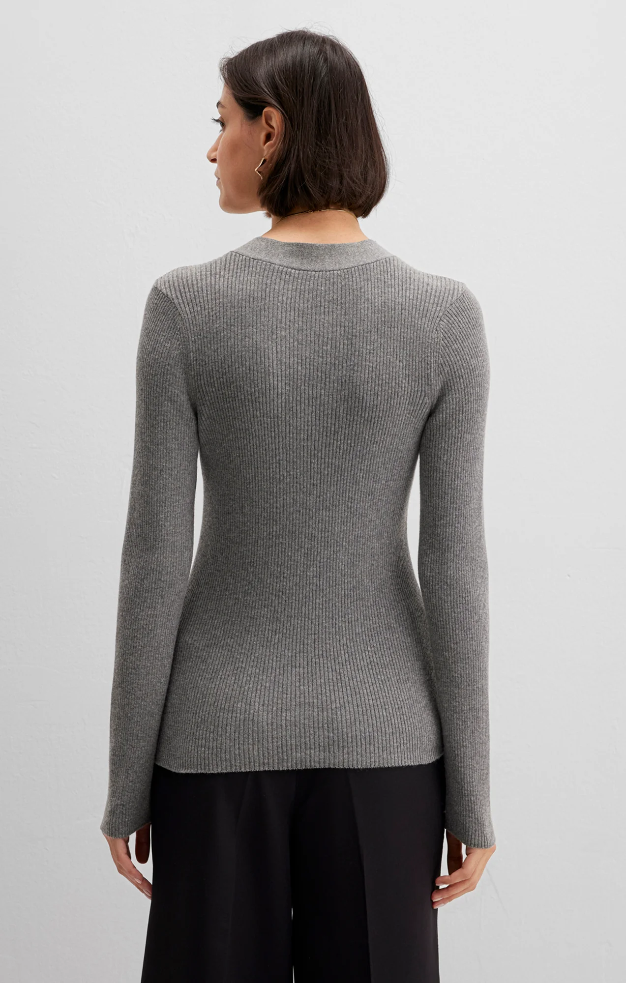 EDITION BUTTON-FRONT SWEATER IN MID GREY MELANGE - Image 2