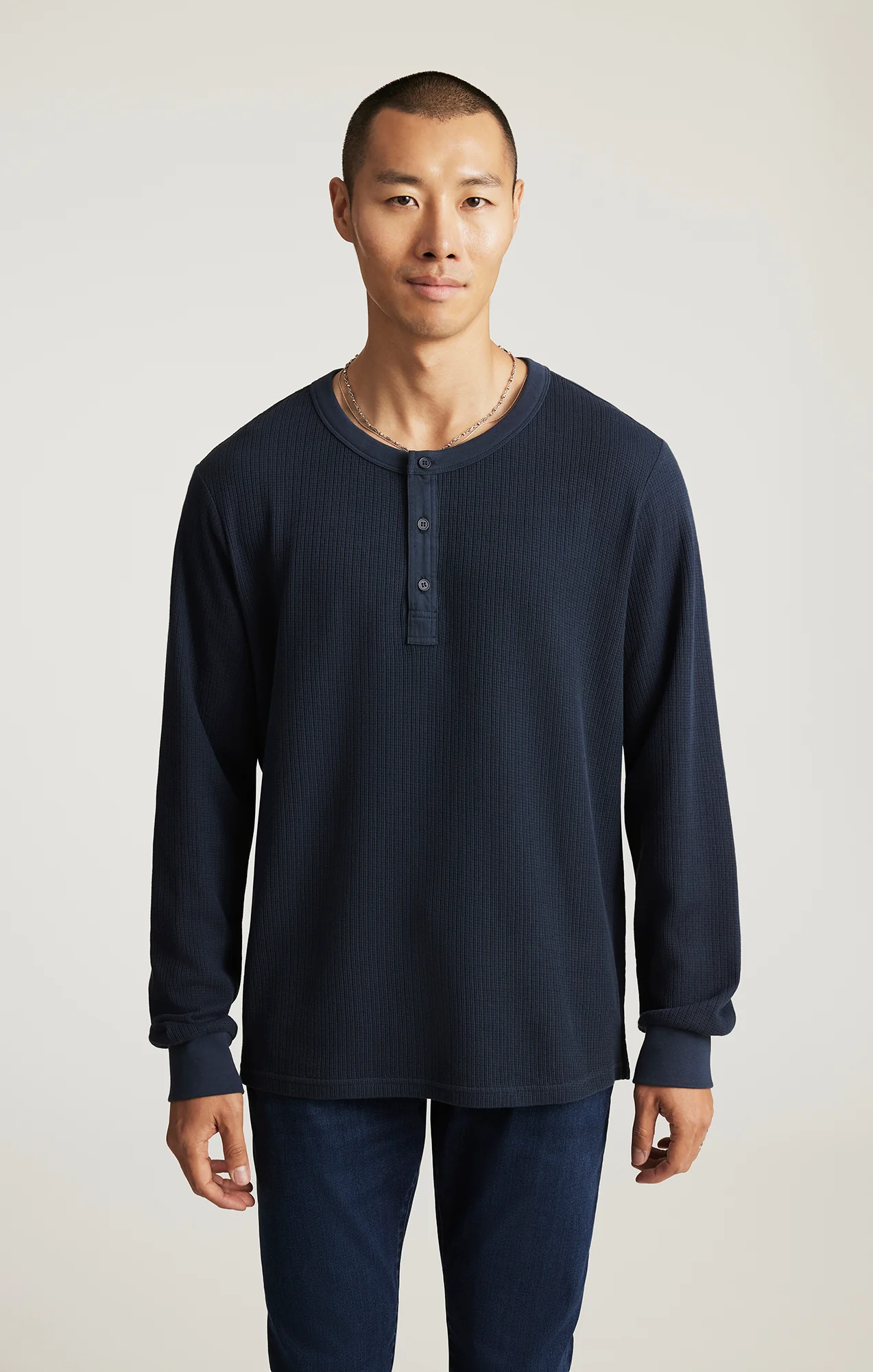 LONG SLEEVE HENLEY T-SHIRT IN TOTAL ECLIPSE