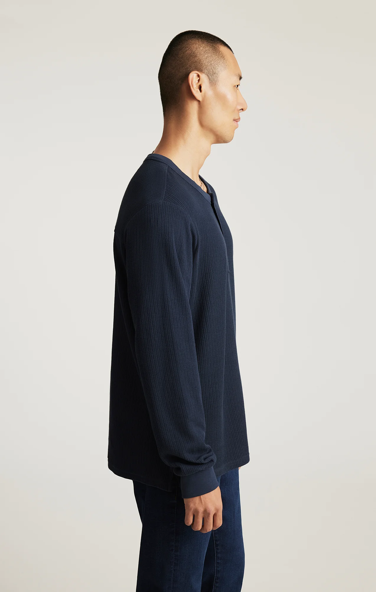 LONG SLEEVE HENLEY T-SHIRT IN TOTAL ECLIPSE - Image 2