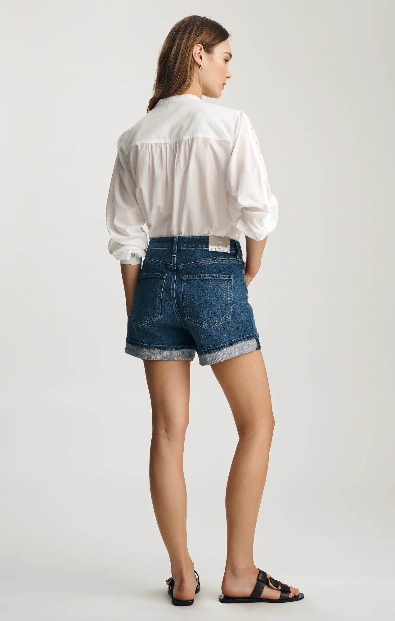 HEIDI CUFFED SHORTS IN MID BRUSHED CLASSIC BLUE - Image 2