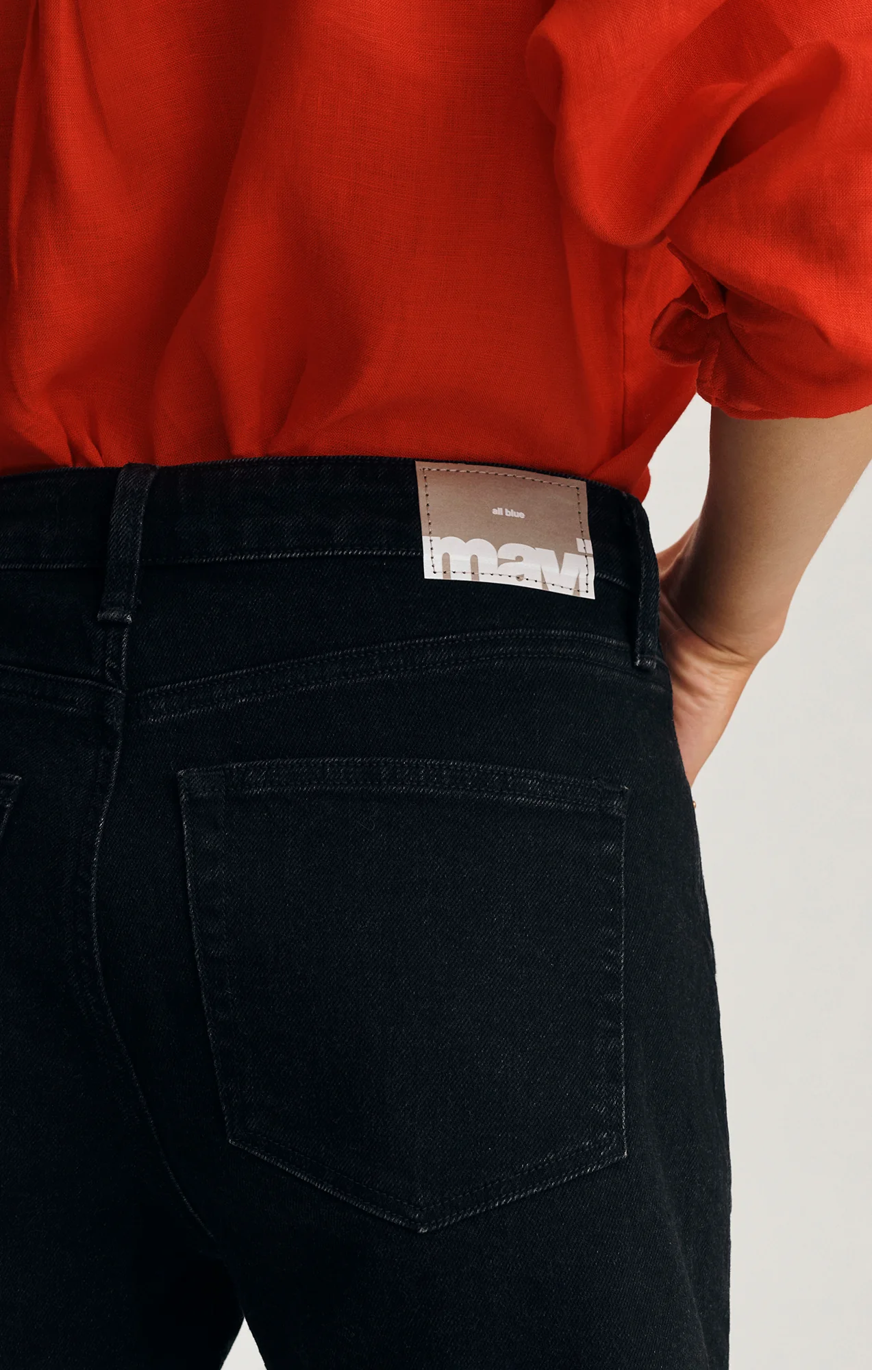 HEIDI SHORTS IN BLACK CLASSIC BLUE - Image 6