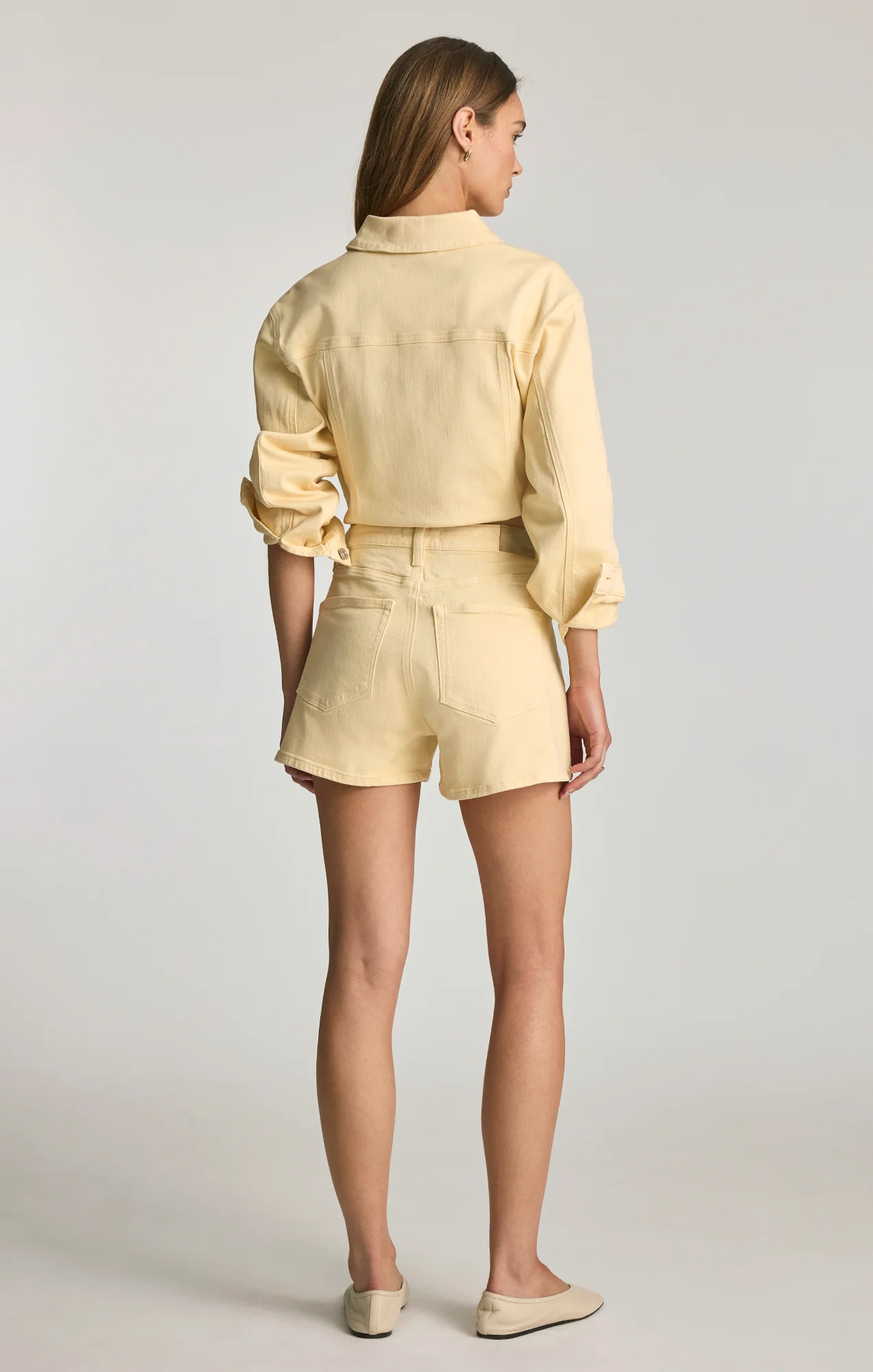 HEIDI SHORTS IN FADED LEMON DENIM - Image 3