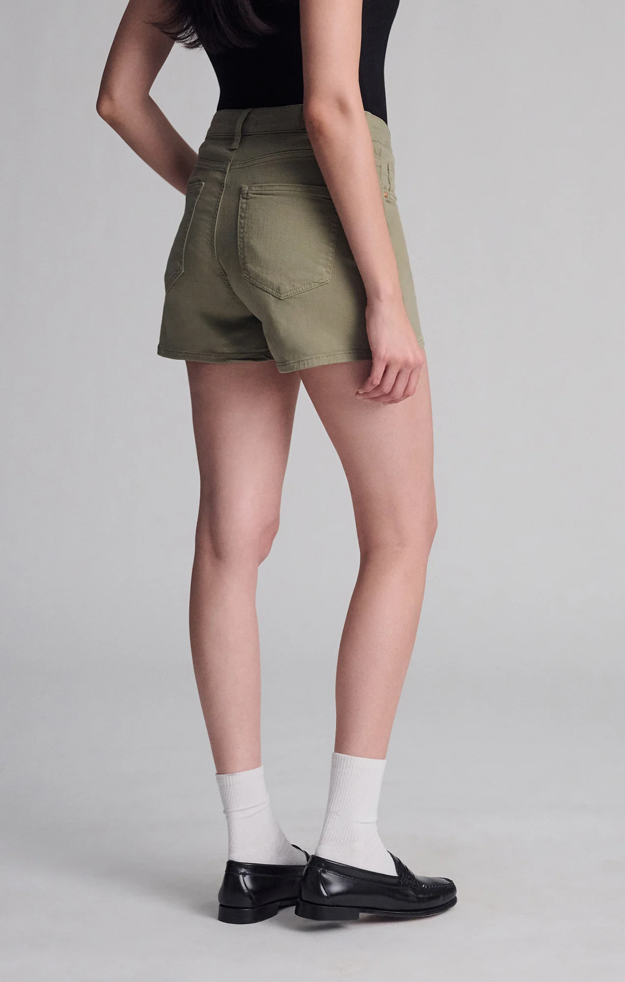 HEIDI STRAIGHT LEG SHORTS IN GREEN FLEX BLUE - Image 7