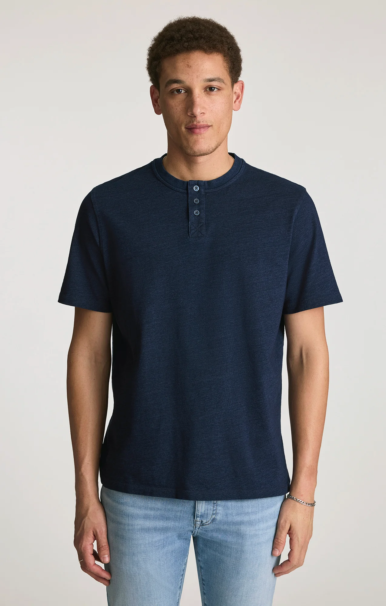 HENLEY T-SHIRT IN DARK INDIGO