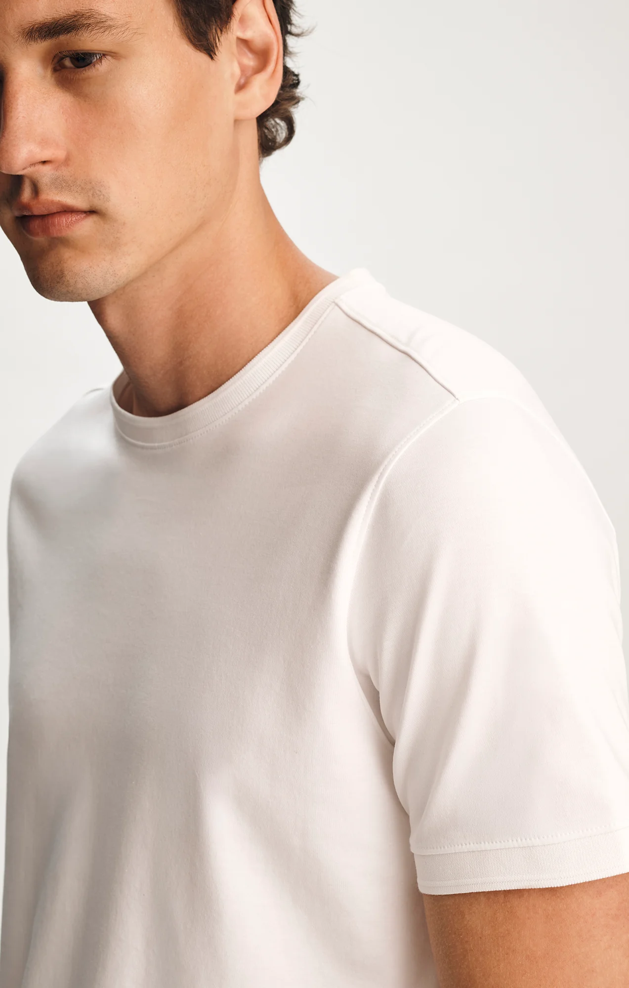 INTERLOCK CREW NECK T-SHIRT IN WHITE - Image 3