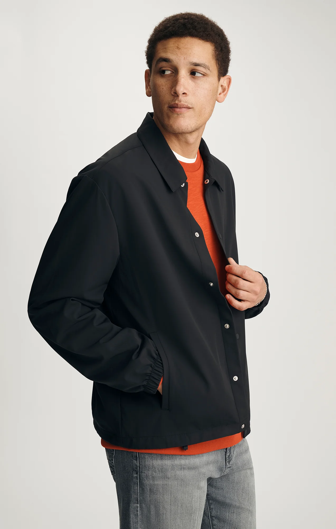 JACKET IN BLACK - Image 3