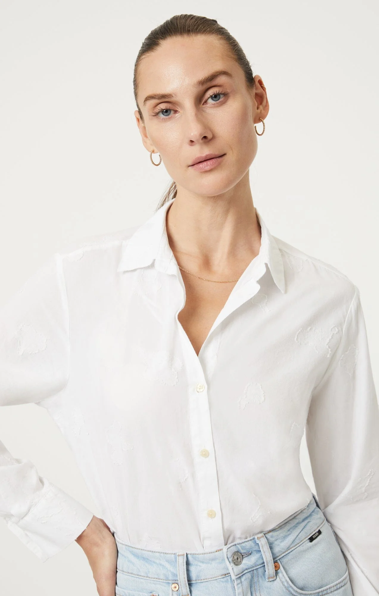 JACQUARD BUTTON-UP SHIRT IN ANTIQUE WHITE - Image 6
