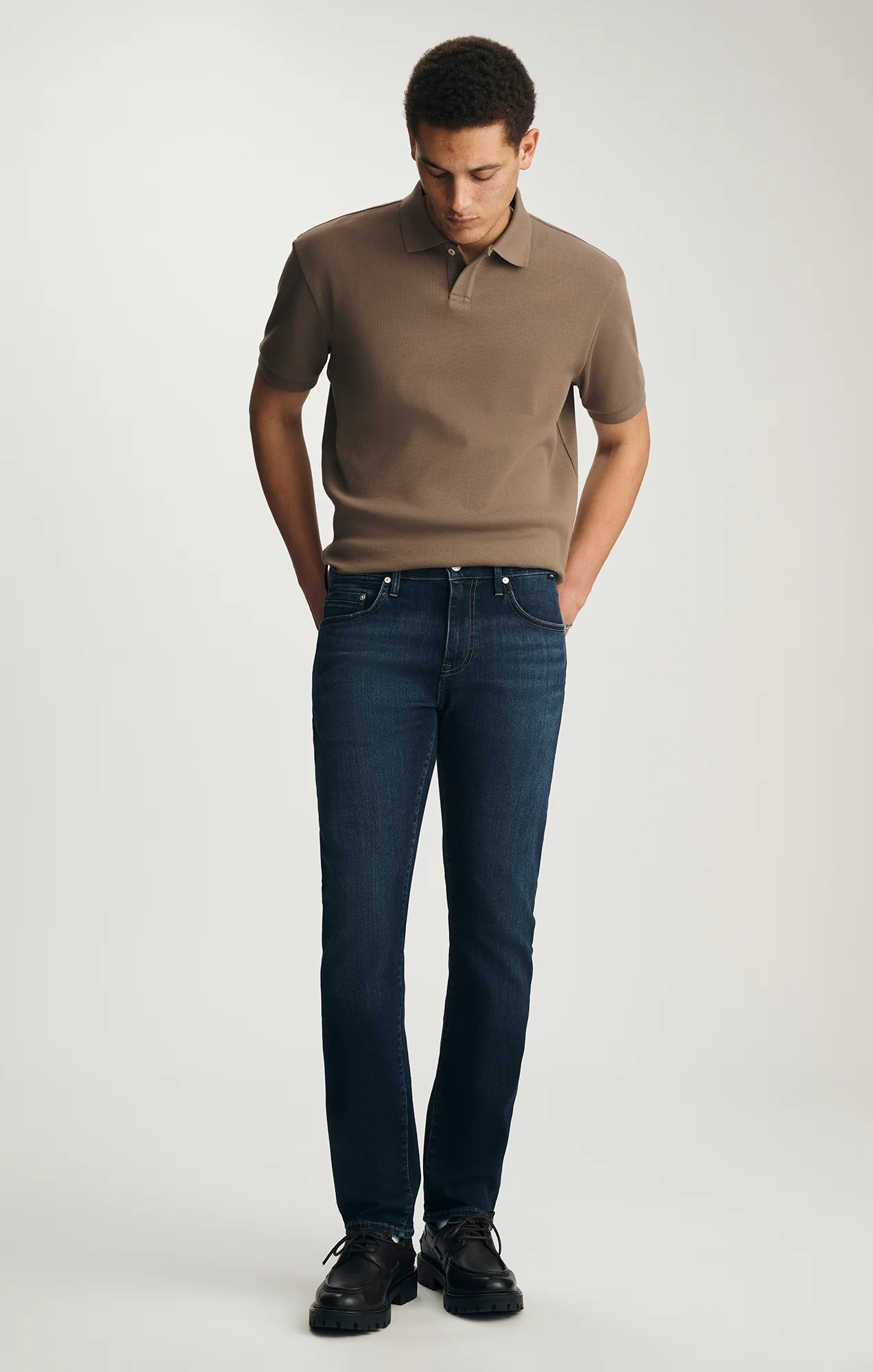 JAKE SLIM LEG IN DARK BRUSHED WILLIAMSBURG
