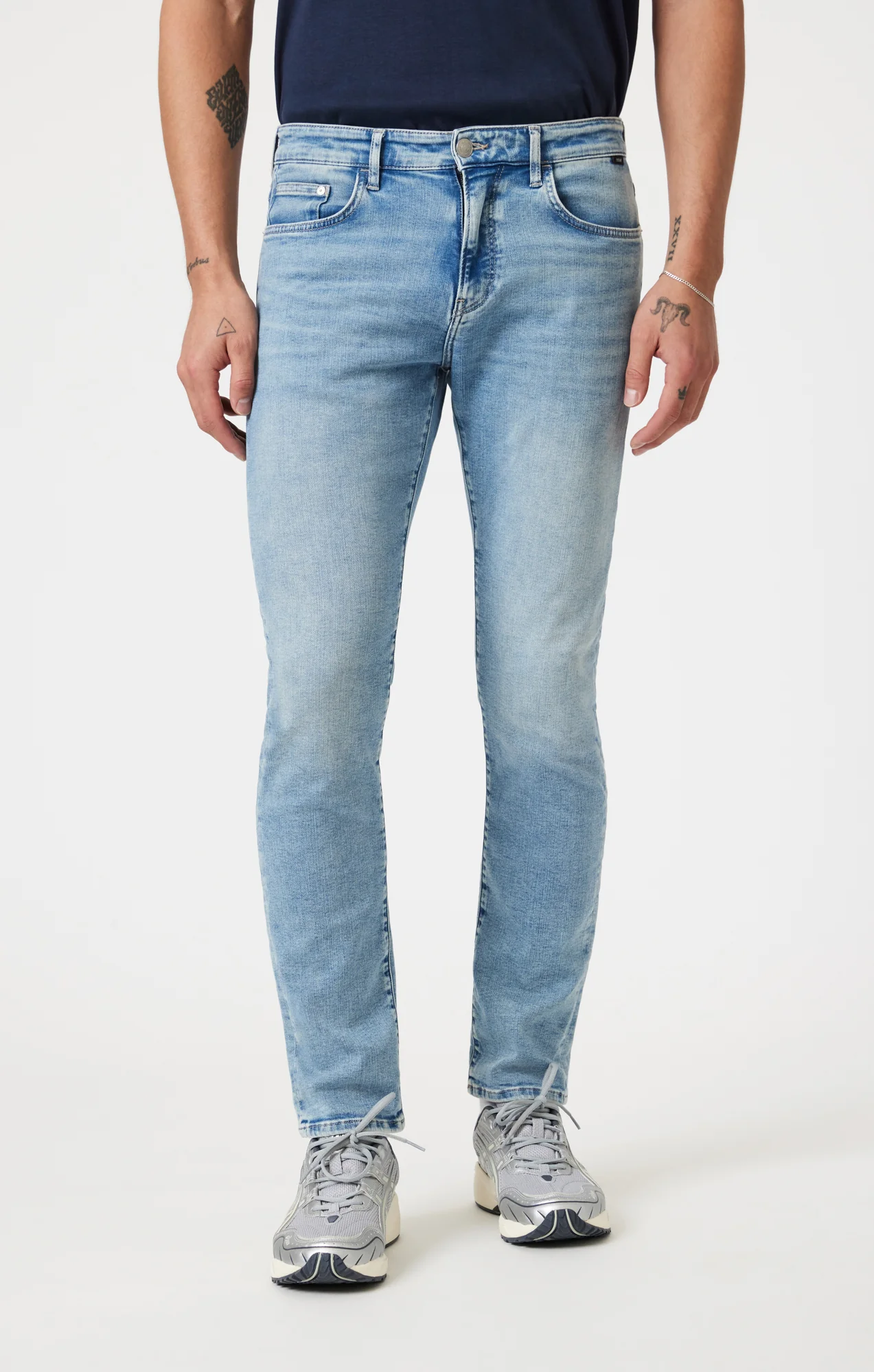 JAKE SLIM LEG IN LIGHT USED FEATHER BLUE - Image 4