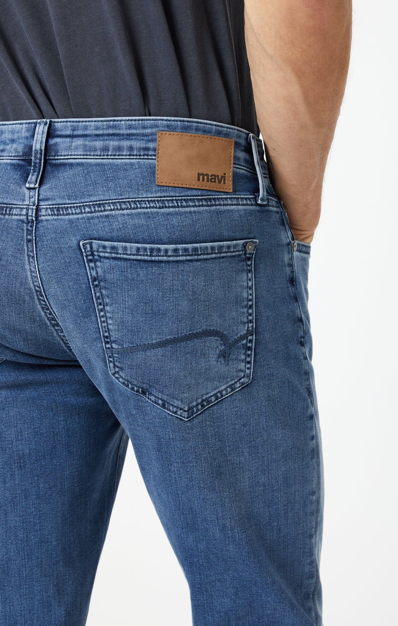 JAKE SLIM LEG IN MID BRUSHED WILLIAMSBURG - Image 6
