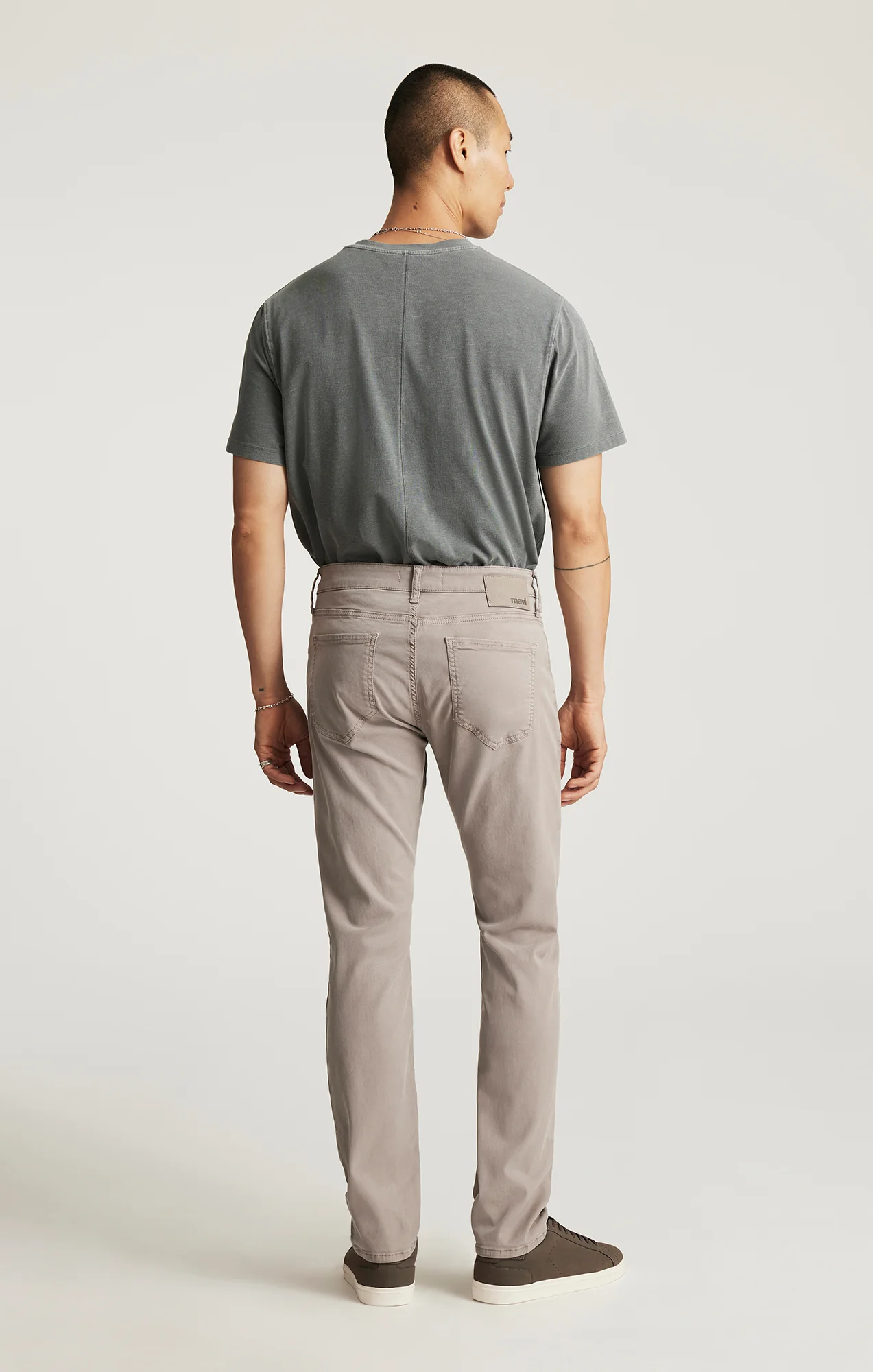 JAKE SLIM LEG IN PORCELAIN LUXE TWILL - Image 4