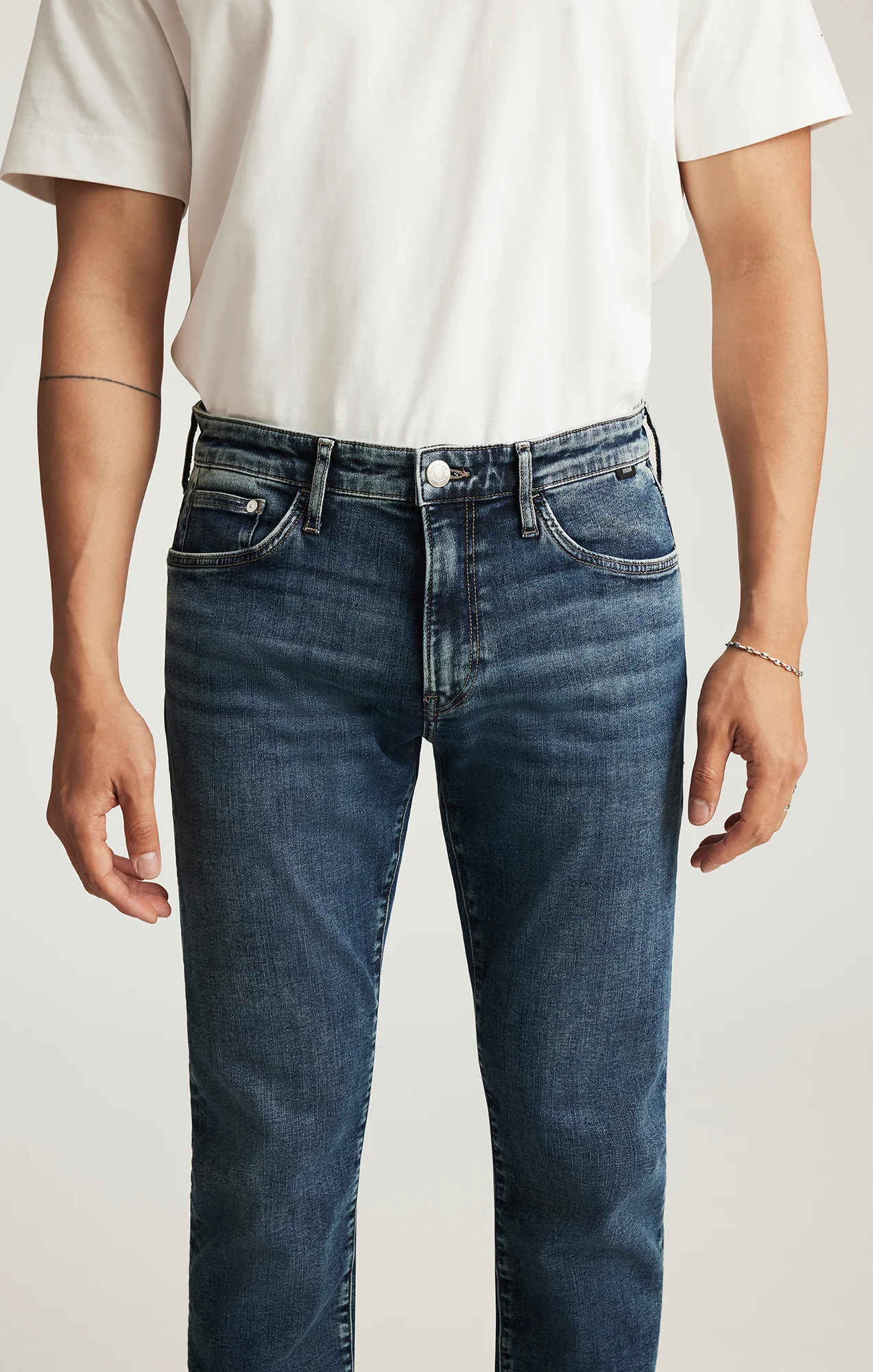 JAKE SLIM LEG IN USED BRUSHED FEATHER BLUE - Image 5