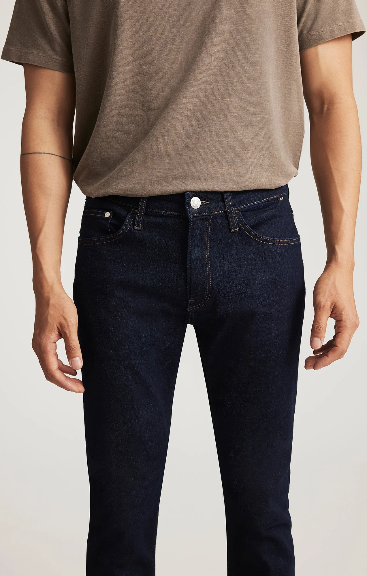 JAMES SKINNY IN RINSE FEATHER BLUE - Image 2