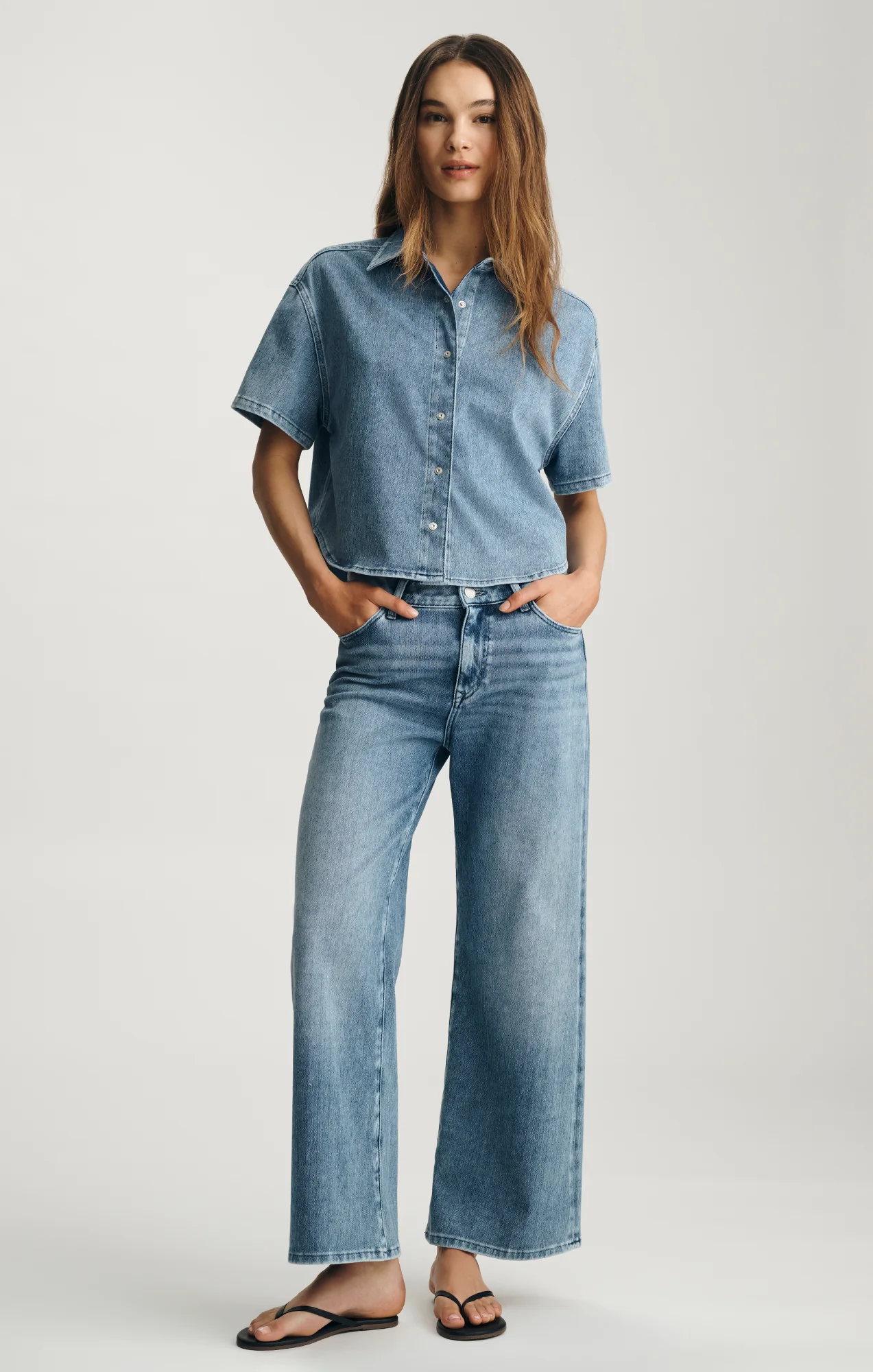 JESSIE DENIM SHIRT IN MID MOVE - Image 5