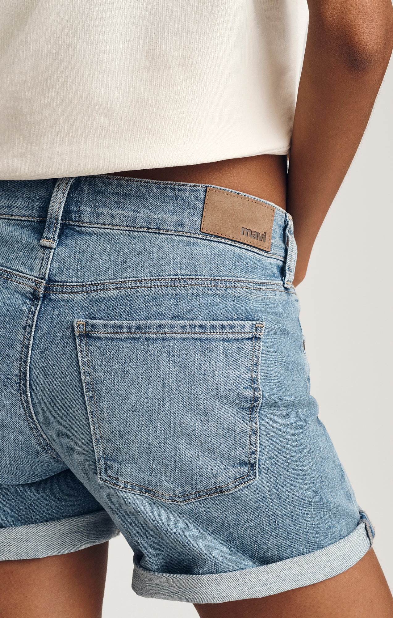 JULIA RELAXED SHORTS IN LIGHT BRUSHED FLEX BLUE - Image 5