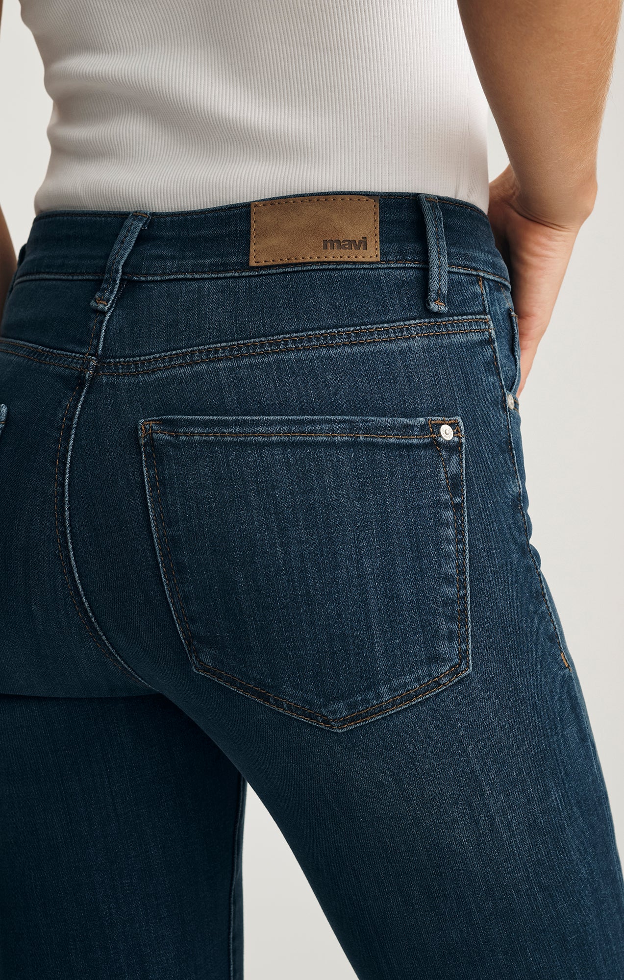 KENDRA STRAIGHT LEG IN INDIGO SUPERSOFT - Image 5