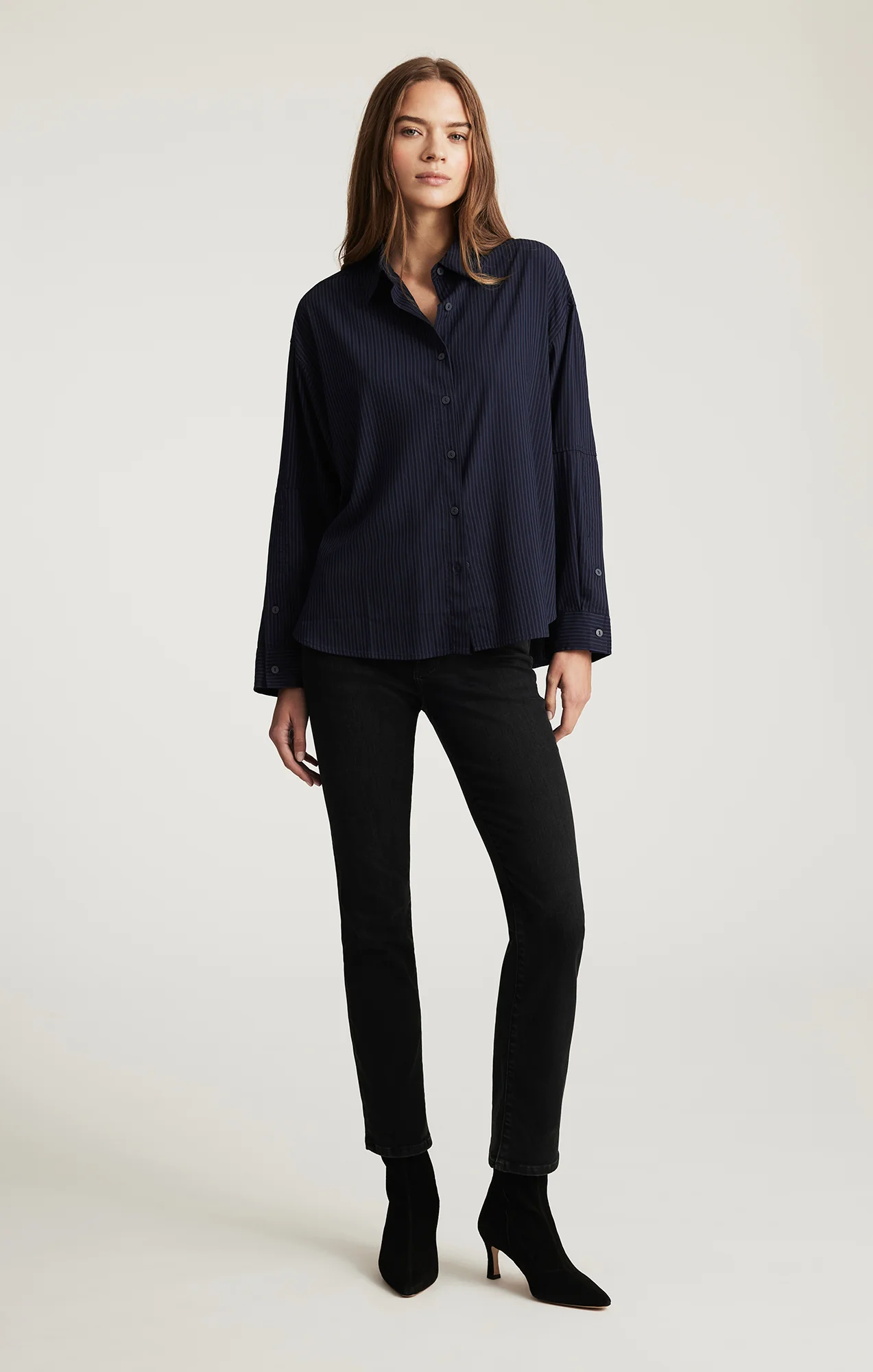KENDRA STRAIGHT LEG IN DARK SMOKE FLEX BLUE