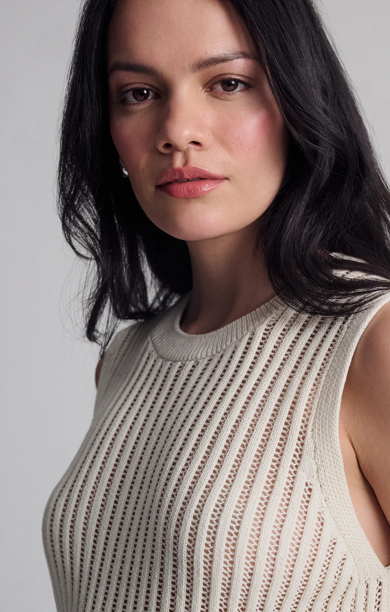 SLEEVELESS KNIT TOP IN COCONUT MILK - Image 3
