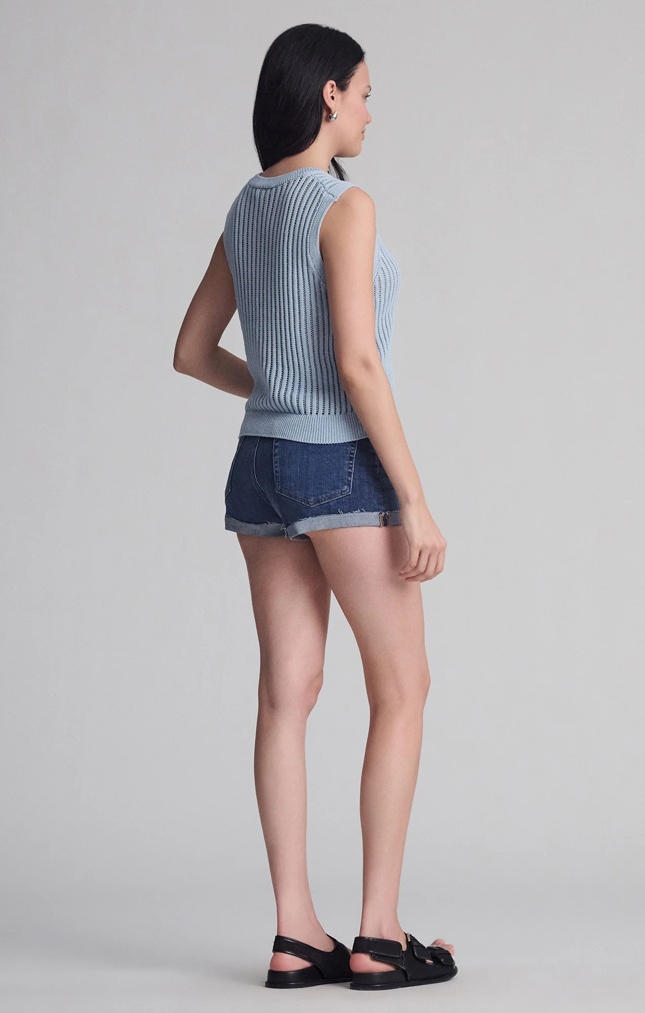 SLEEVELESS KNIT TOP IN NIAGARA MIST - Image 4