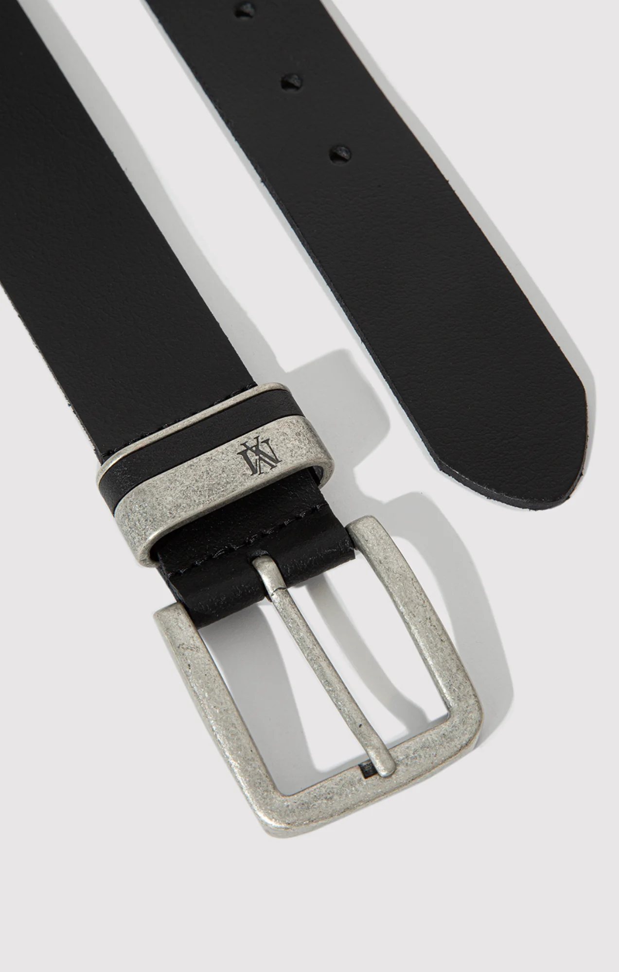 LEATHER BELT IN BLACK - Image 2